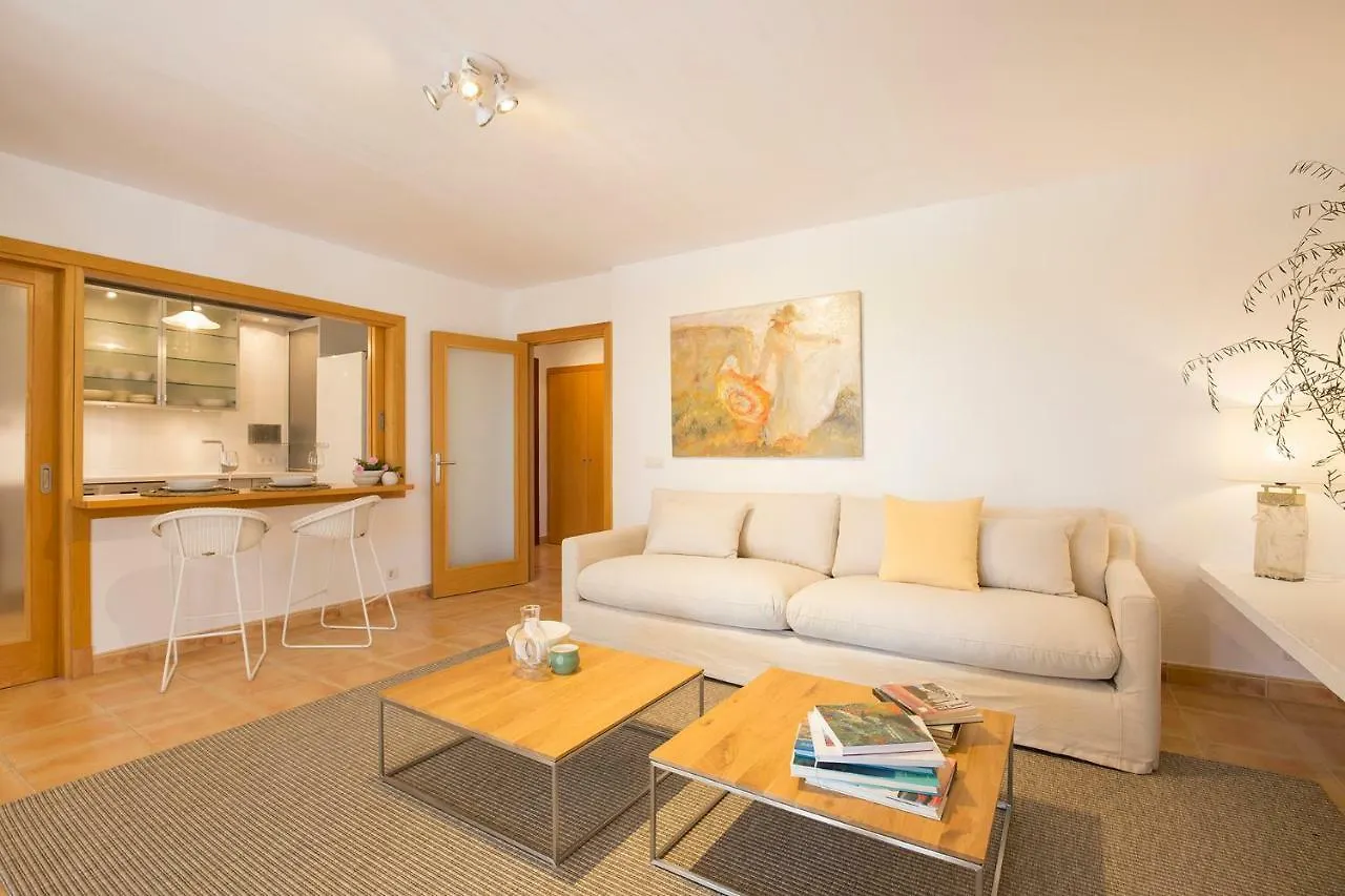 Hibiscus Apartment Port de Pollenca Spain